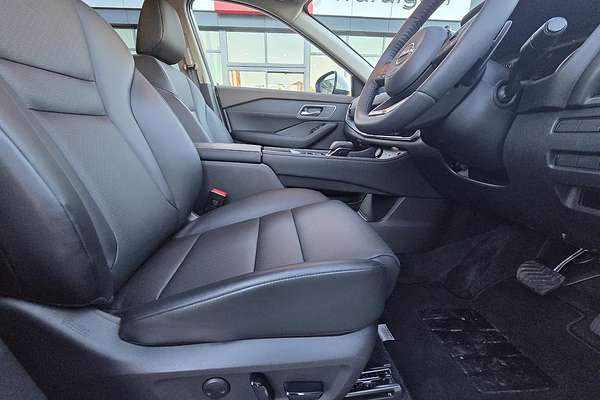 2024 Nissan X-TRAIL ST-L T33