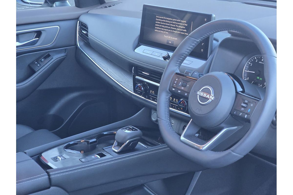2024 Nissan X-TRAIL ST-L T33