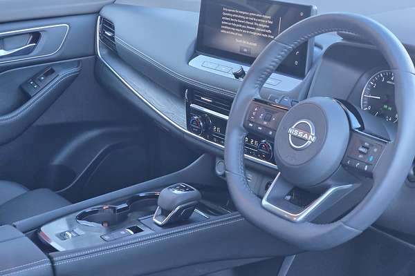 2024 Nissan X-TRAIL ST-L T33