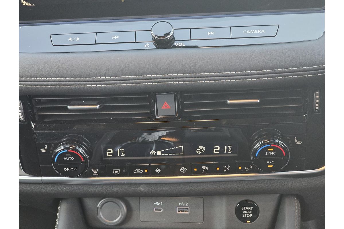 2024 Nissan X-TRAIL ST-L T33