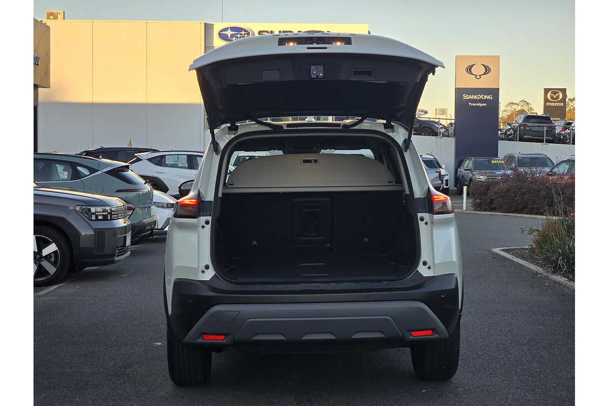 2024 Nissan X-TRAIL ST-L T33