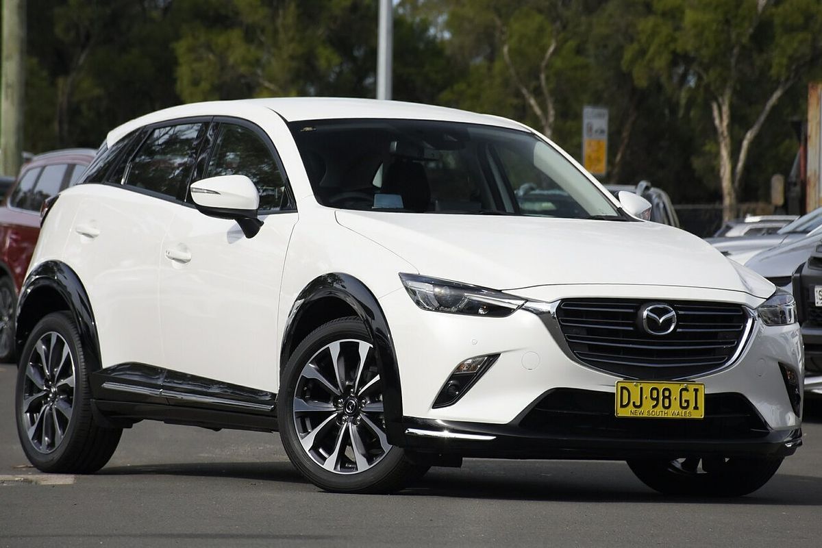2023 Mazda CX-3 sTouring DK