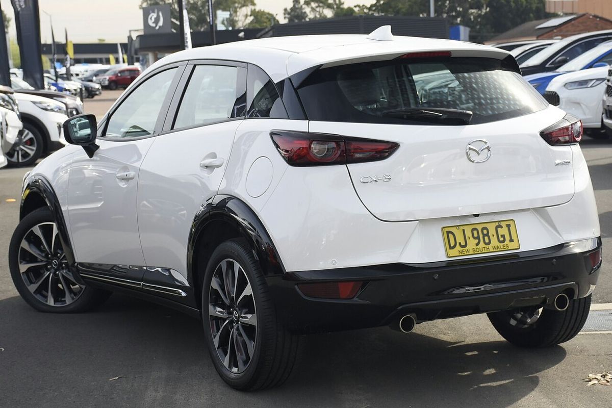 2023 Mazda CX-3 sTouring DK