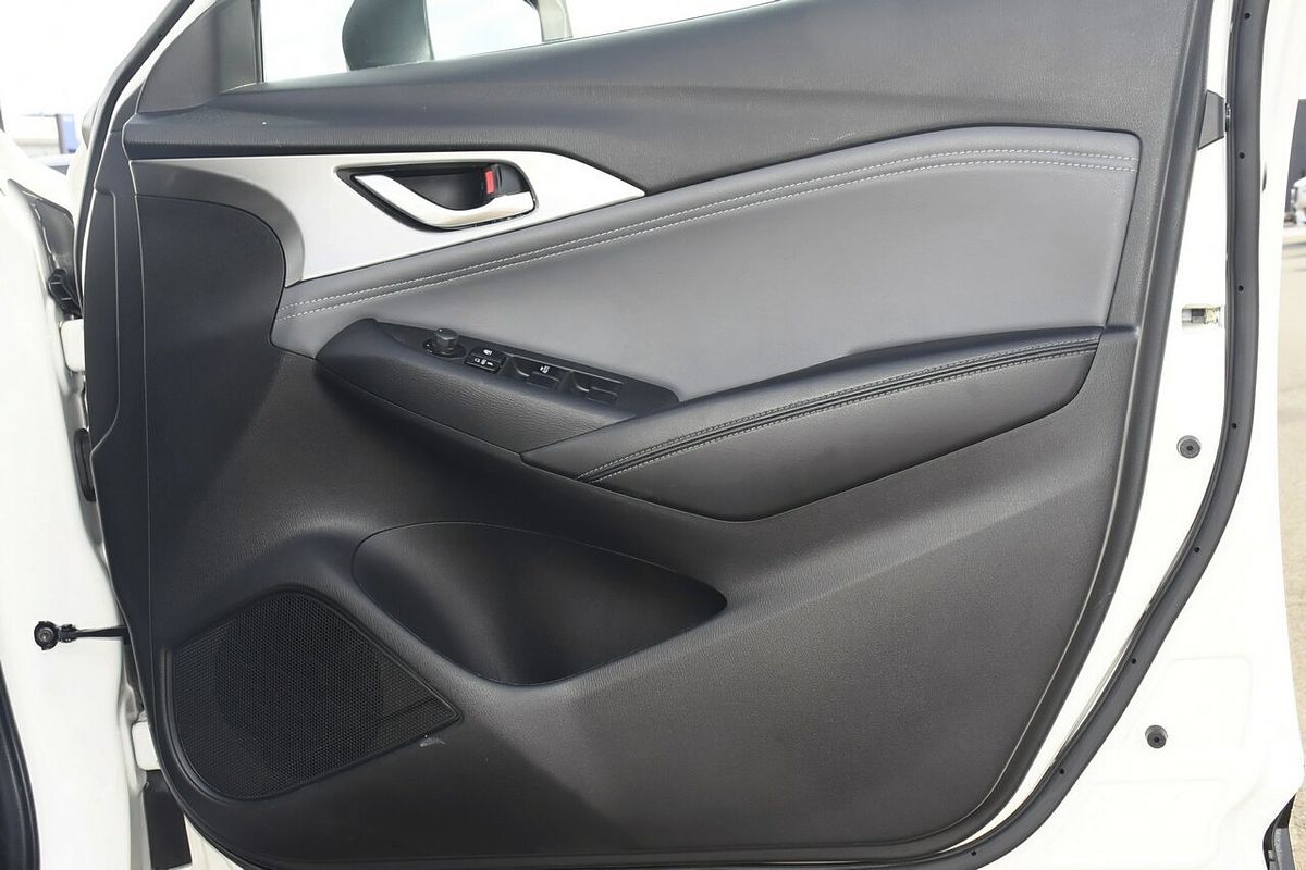 2023 Mazda CX-3 sTouring DK