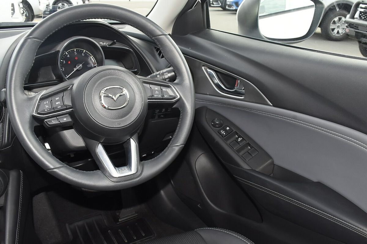 2023 Mazda CX-3 sTouring DK