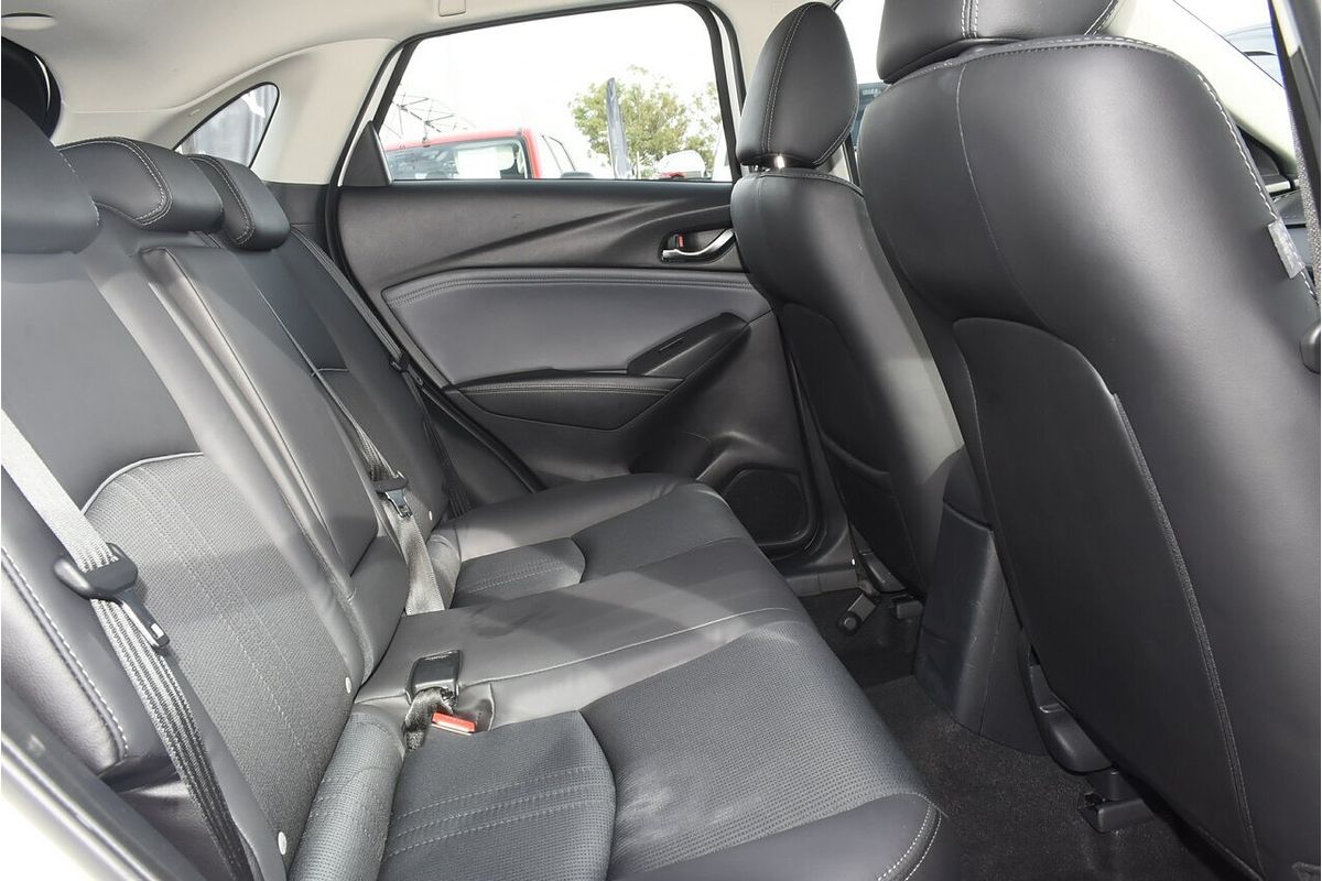 2023 Mazda CX-3 sTouring DK