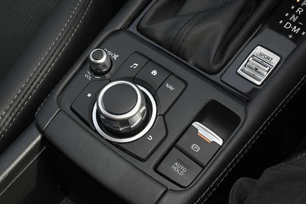 2023 Mazda CX-3 sTouring DK
