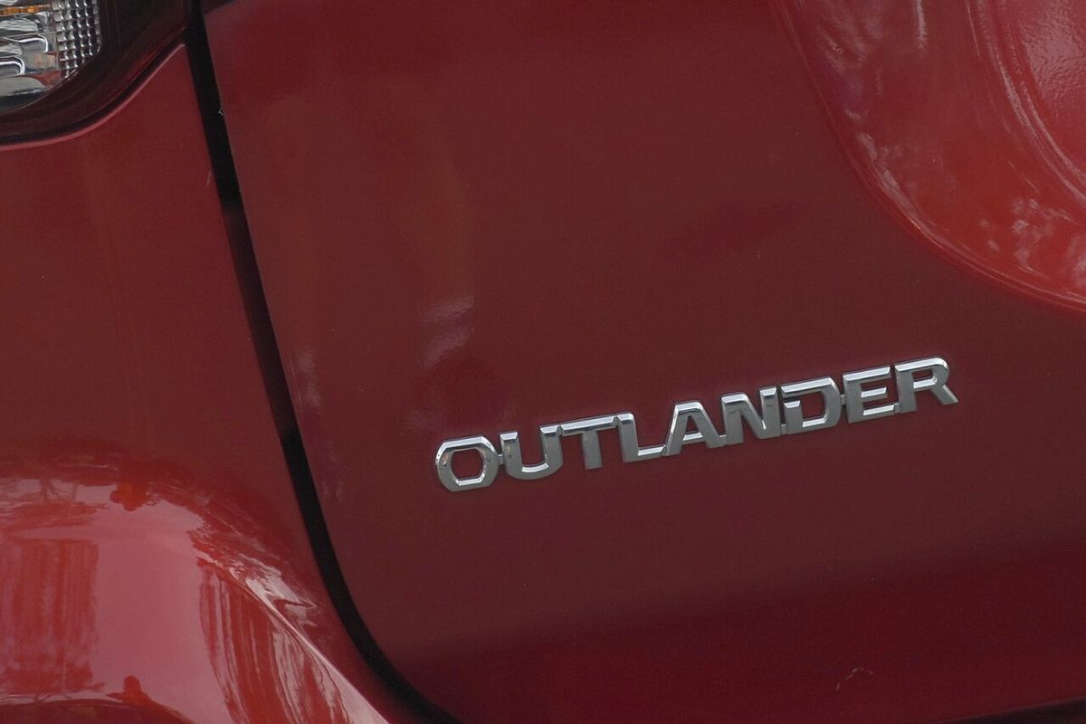2021 Mitsubishi Outlander LS ZL