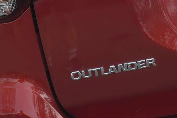 2021 Mitsubishi Outlander LS ZL