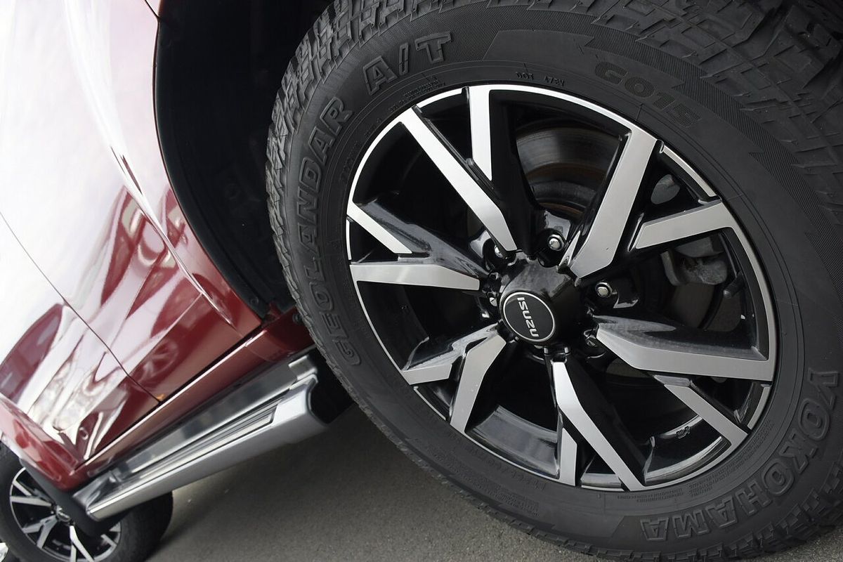 2020 Isuzu MU-X LS-U
