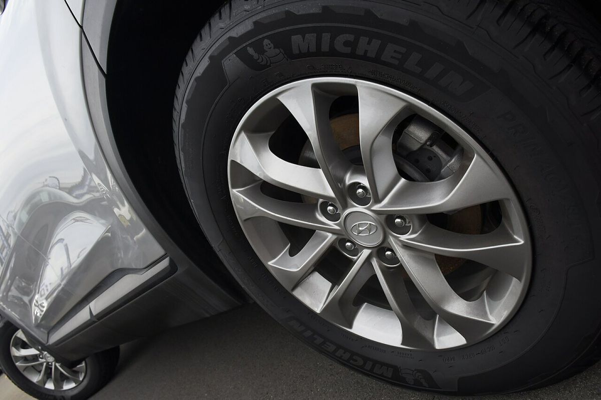 2021 Hyundai Santa Fe Active TM.V3