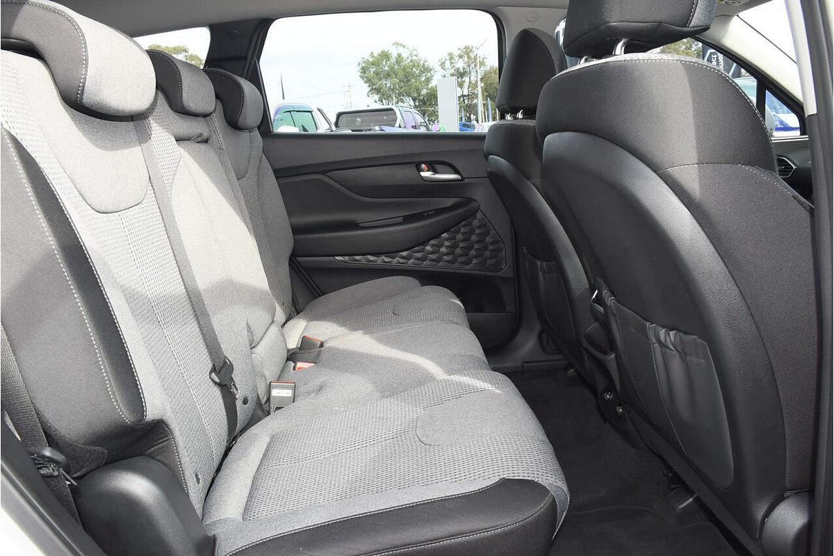 2021 Hyundai Santa Fe Active TM.V3