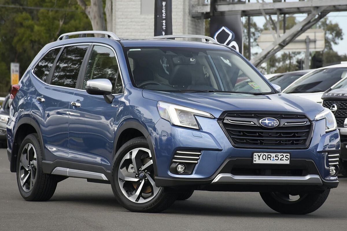 2023 Subaru Forester Hybrid S S5