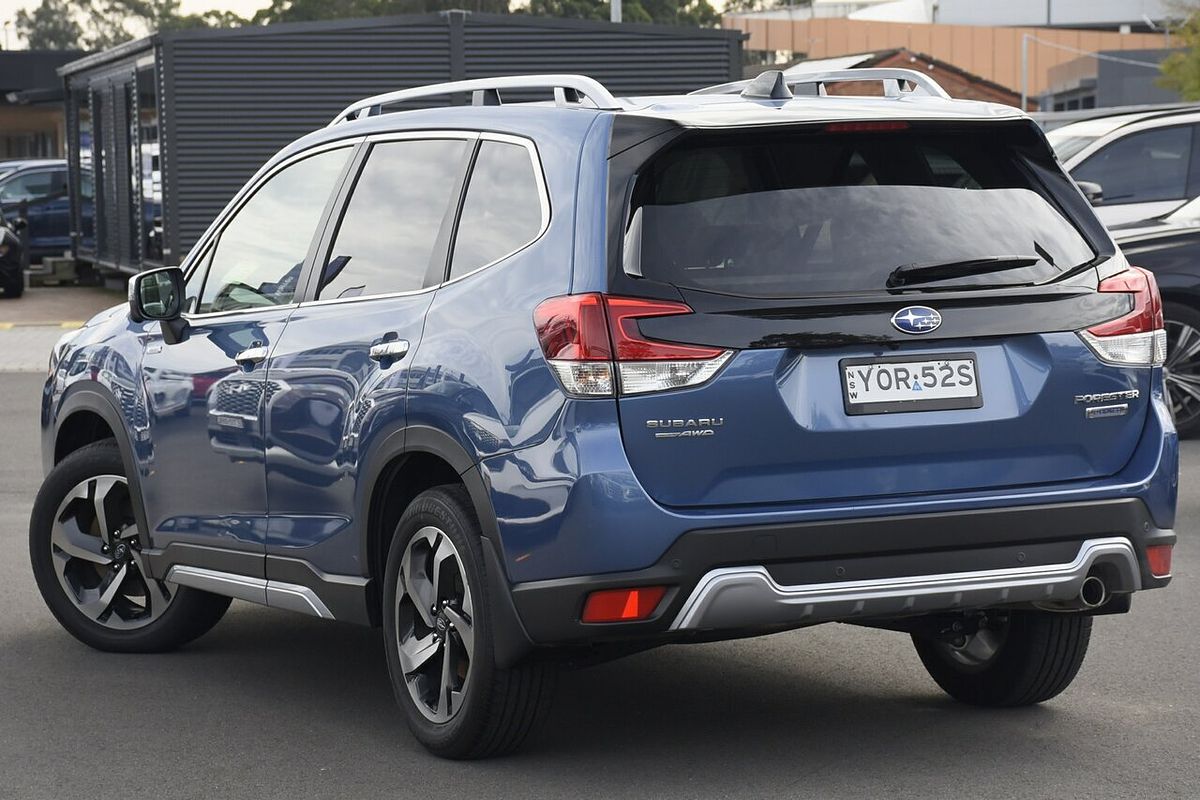 2023 Subaru Forester Hybrid S S5
