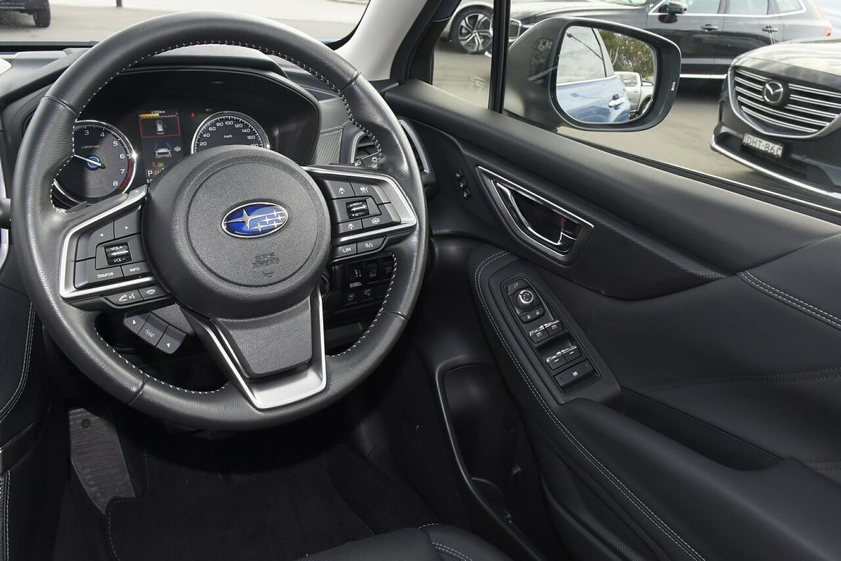 2023 Subaru Forester Hybrid S S5