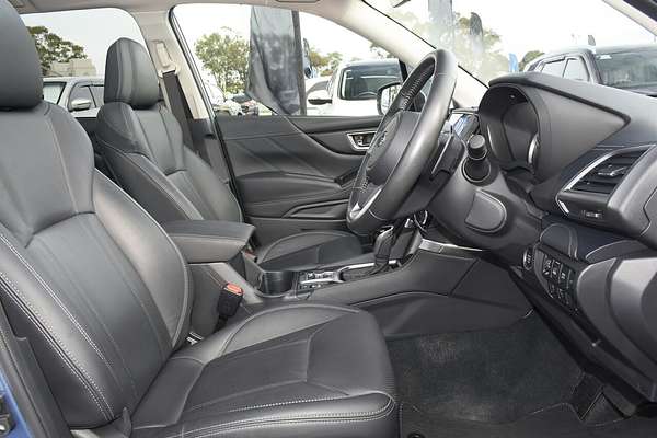 2023 Subaru Forester Hybrid S S5