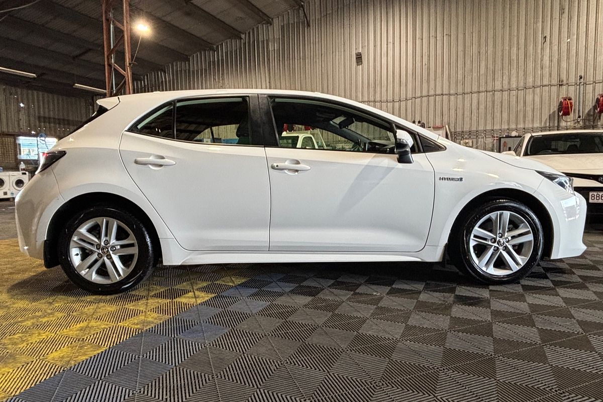 2020 Toyota Corolla Ascent Sport Hybrid ZWE211R