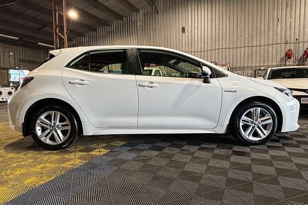 2020 Toyota Corolla Ascent Sport Hybrid ZWE211R