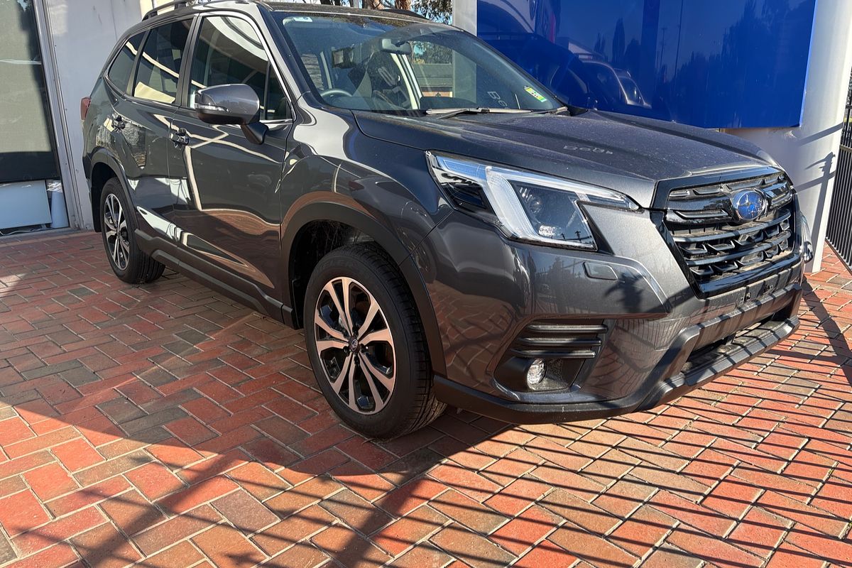 2024 Subaru Forester 2.5i Premium S5