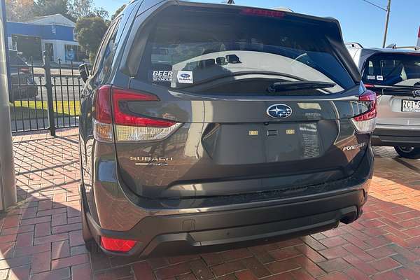 2024 Subaru Forester 2.5i Premium S5