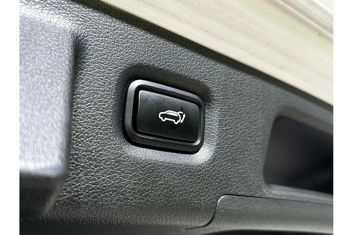 2019 Hyundai Santa Fe Highlander TM.2