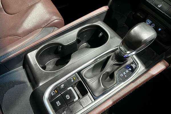 2019 Hyundai Santa Fe Highlander TM.2
