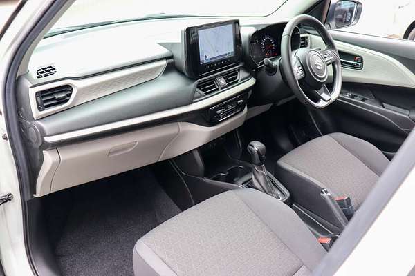 2024 Suzuki Swift Hybrid Plus UZ