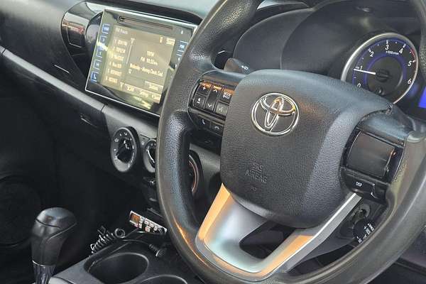 2016 Toyota Hilux SR GUN126R 4X4