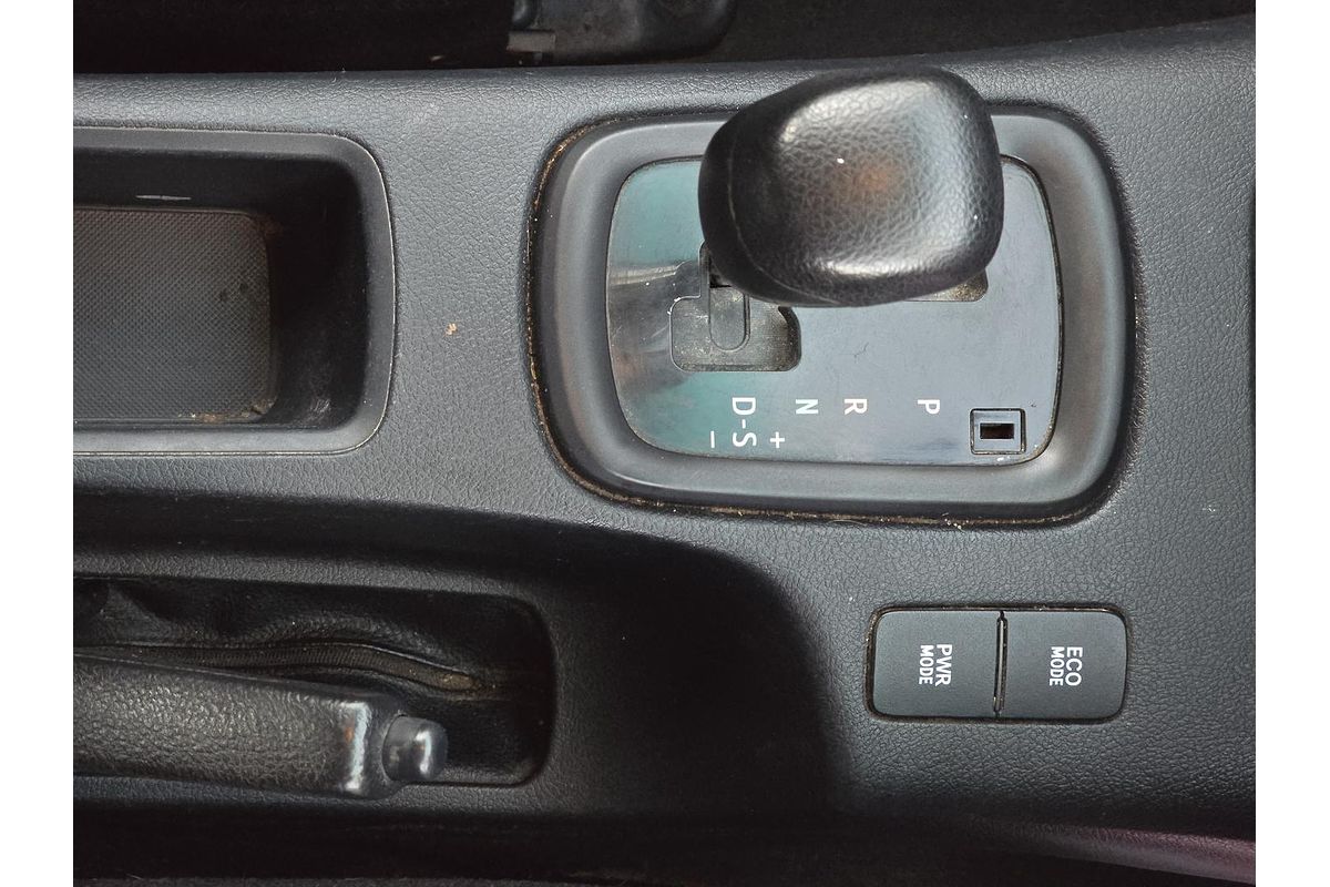 2016 Toyota Hilux SR GUN126R 4X4