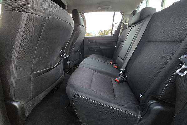 2016 Toyota Hilux SR GUN126R 4X4