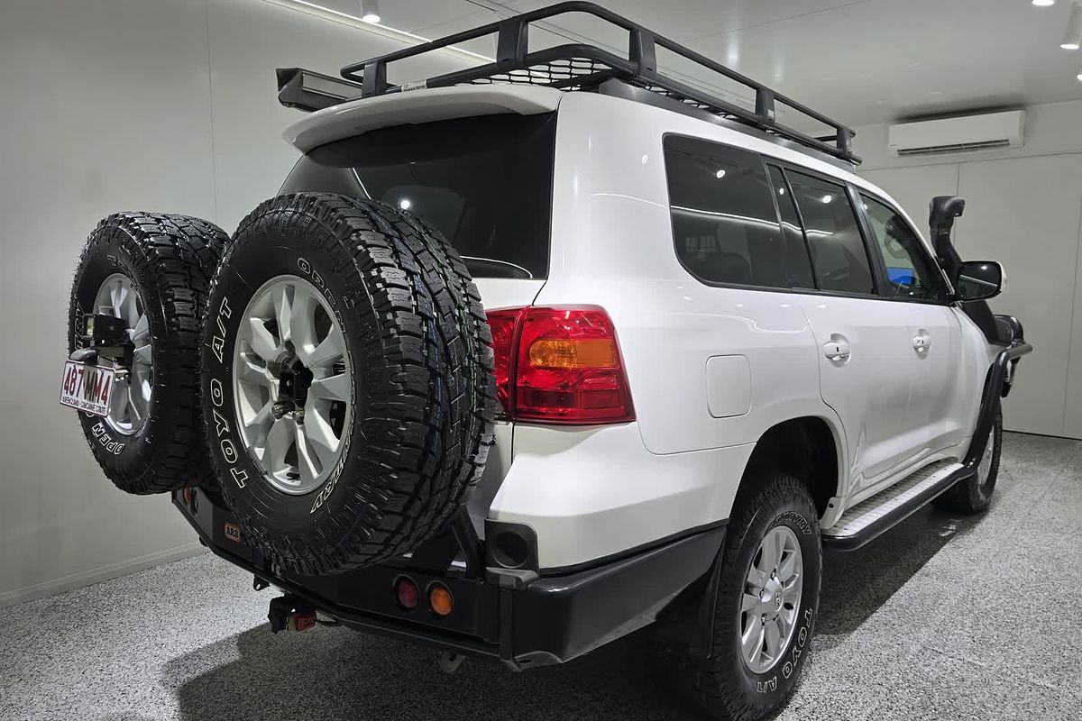 2013 Toyota Landcruiser GXL VDJ200R