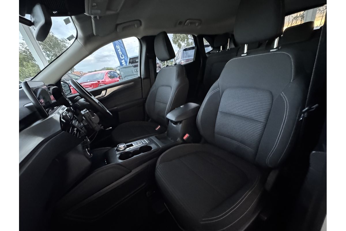 2021 Ford Escape ZH