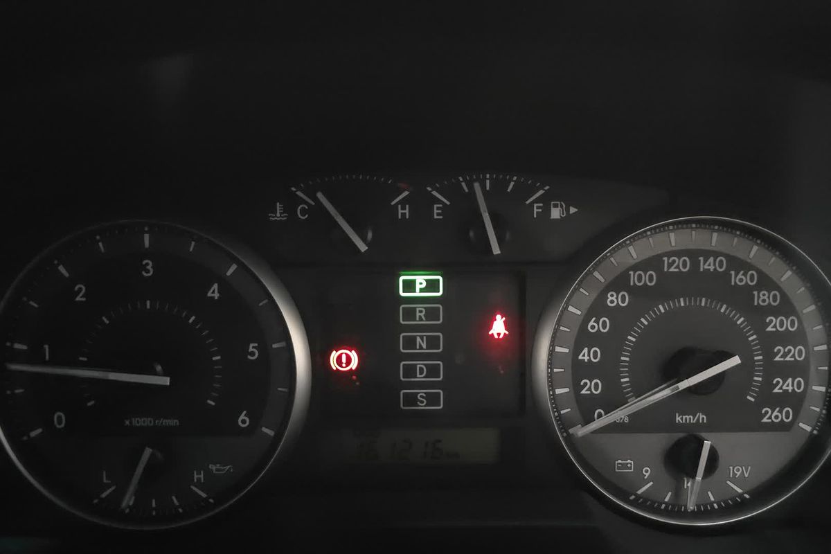 2013 Toyota Landcruiser GXL VDJ200R