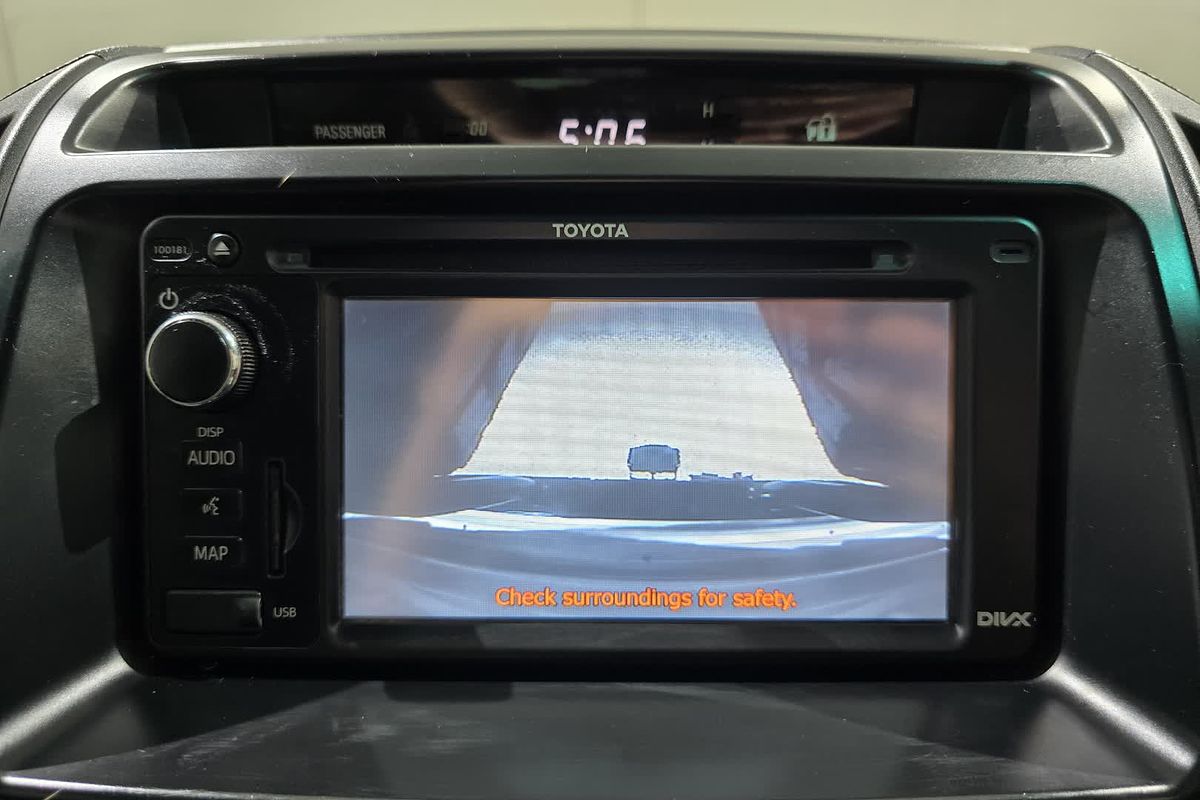 2013 Toyota Landcruiser GXL VDJ200R