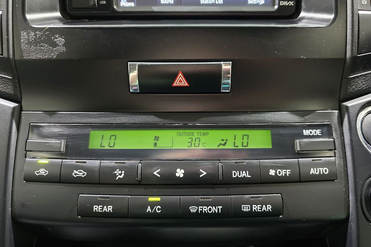 2013 Toyota Landcruiser GXL VDJ200R