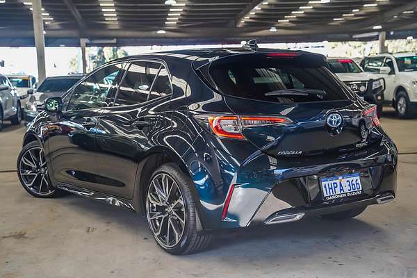 2020 Toyota Corolla ZR Hybrid ZWE211R