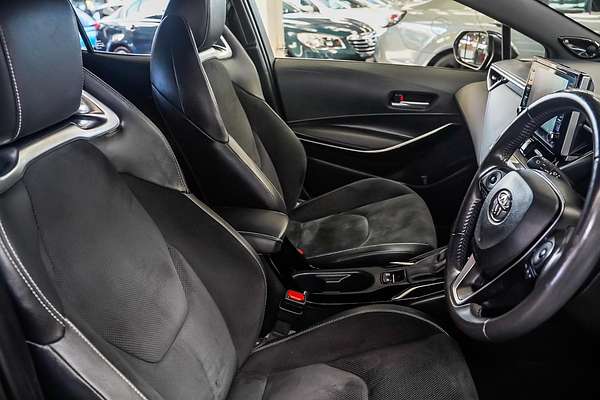 2020 Toyota Corolla ZR Hybrid ZWE211R