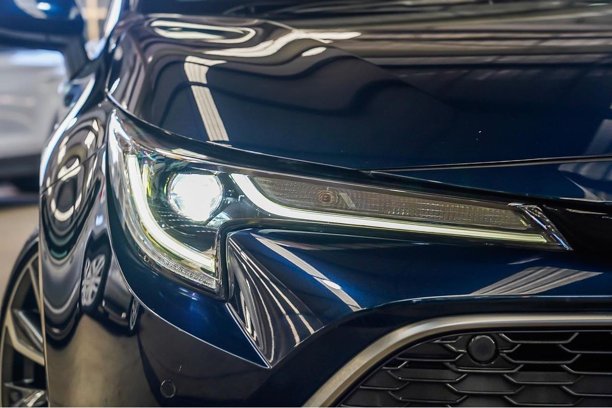 2020 Toyota Corolla ZR Hybrid ZWE211R