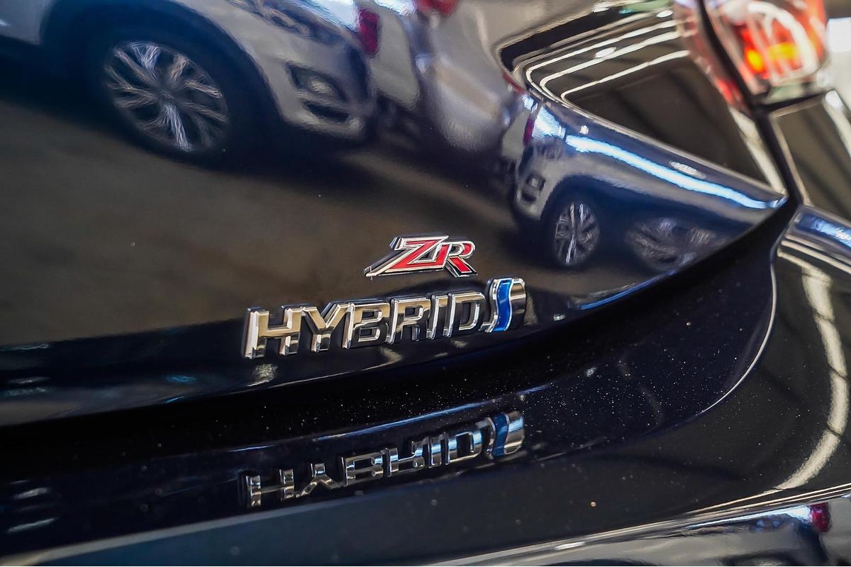 2020 Toyota Corolla ZR Hybrid ZWE211R