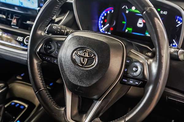 2020 Toyota Corolla ZR Hybrid ZWE211R
