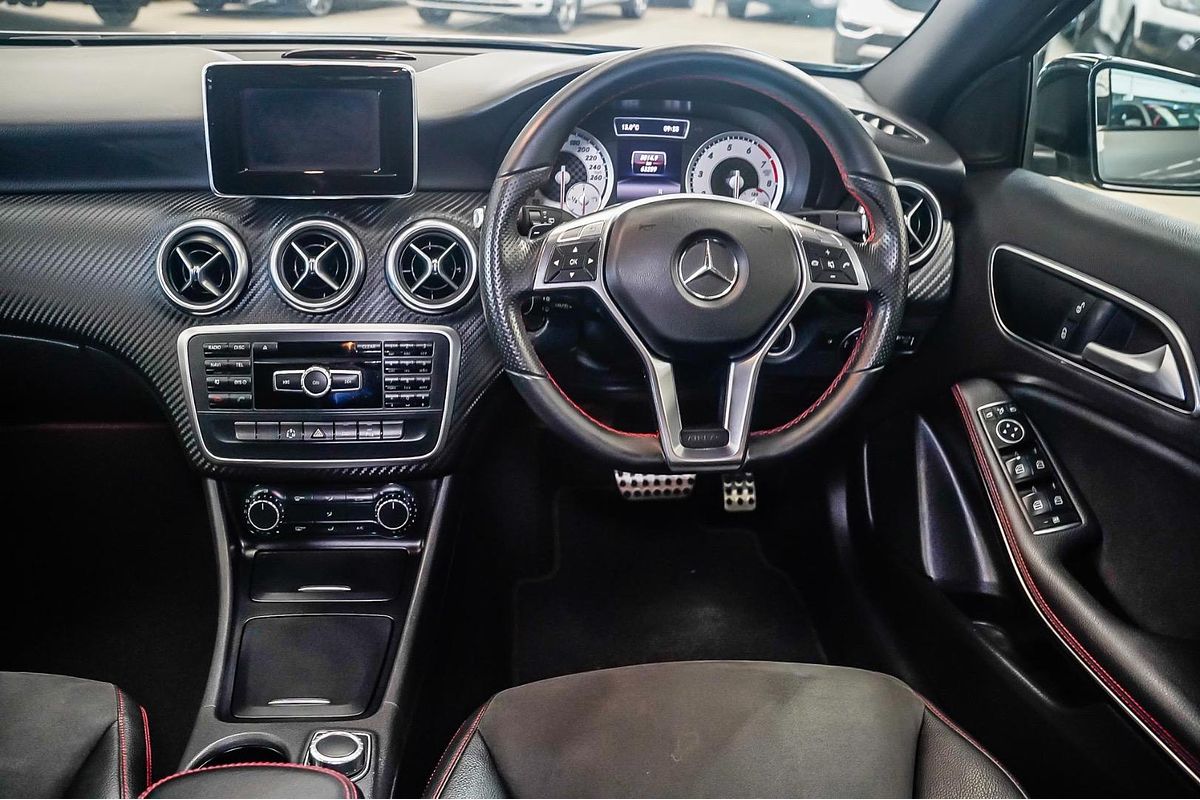 2014 Mercedes-Benz A-Class A200 W176