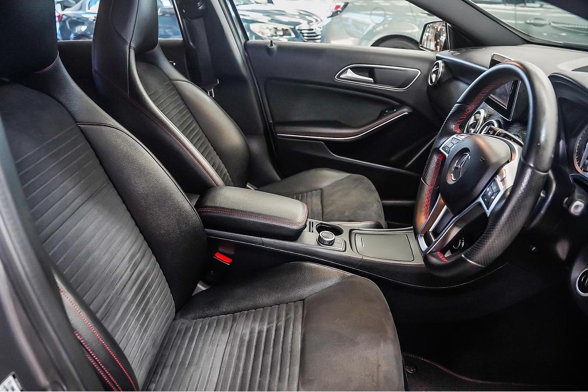 2014 Mercedes-Benz A-Class A200 W176