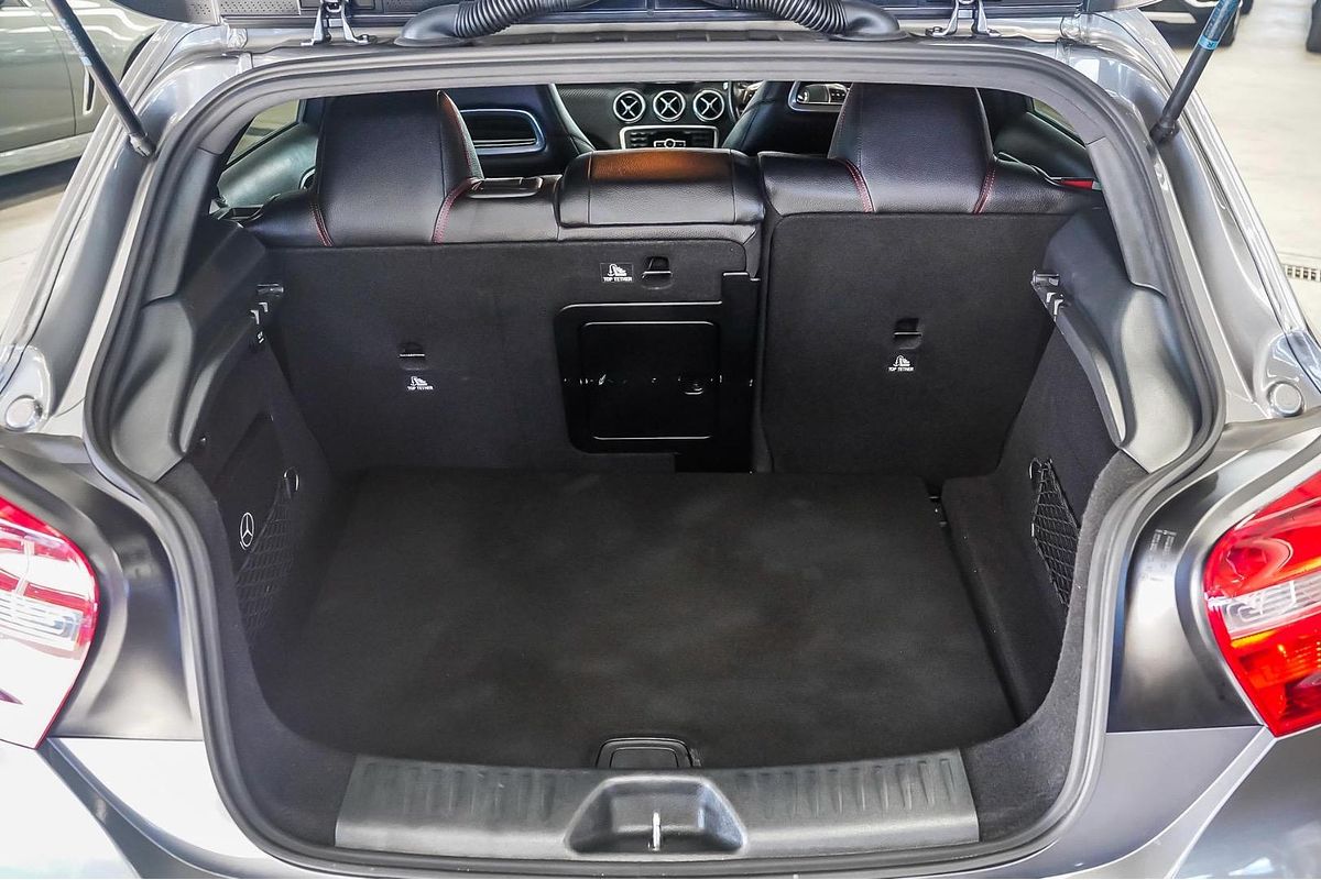 2014 Mercedes-Benz A-Class A200 W176
