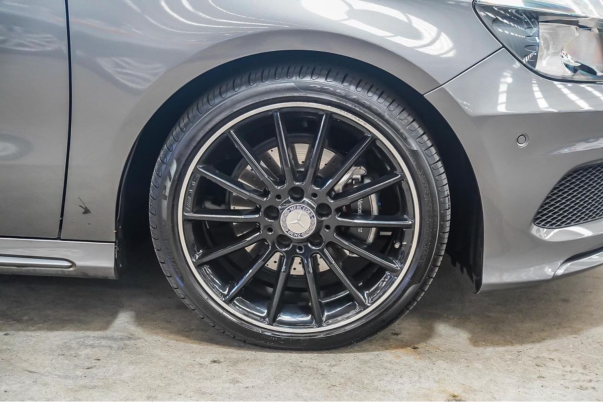 2014 Mercedes-Benz A-Class A200 W176