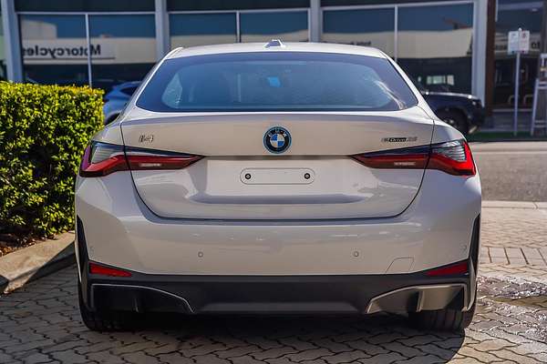 2024 BMW i4 eDrive35 G26