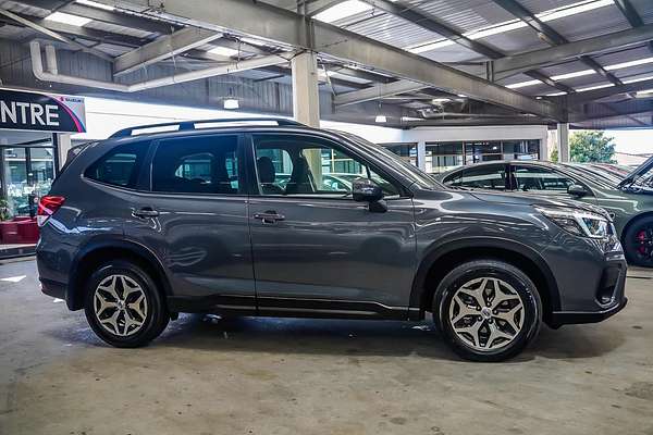 2020 Subaru Forester 2.5i S5