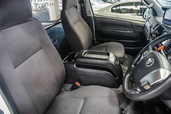 2018 Toyota Hiace Commuter KDH223R