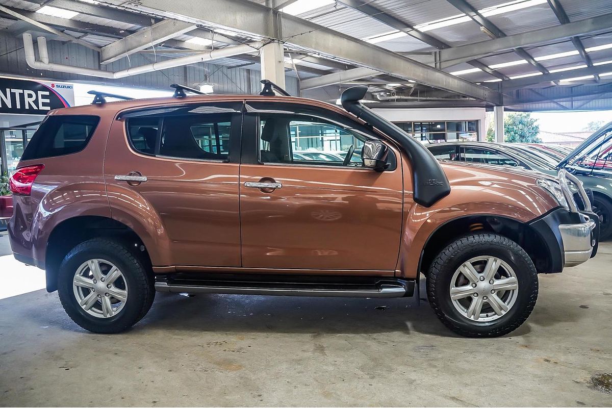 2016 Isuzu MU-X LS-M