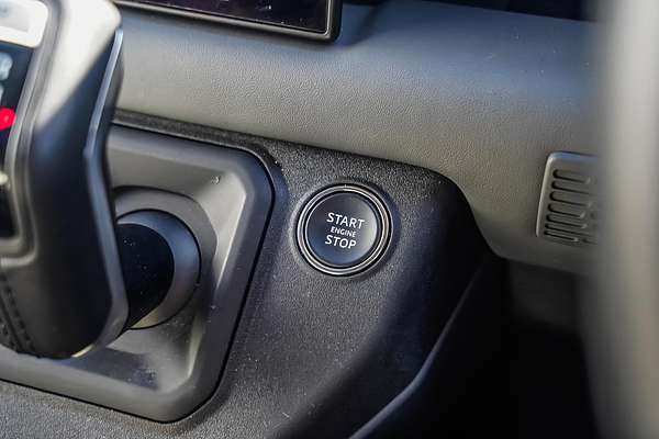 2023 Land Rover Defender 110 D300 X-Dynamic HSE L663
