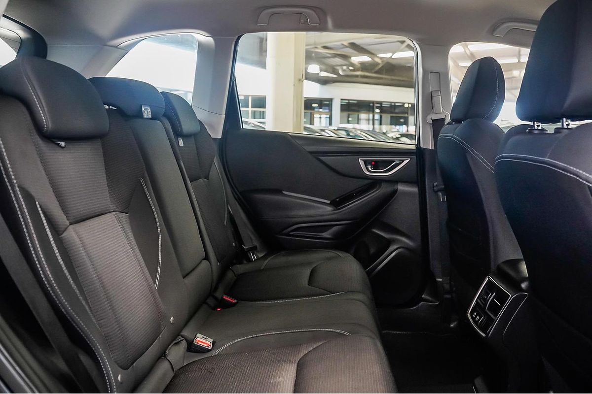 2020 Subaru Forester 2.5i S5